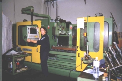 macchin2.jpg (88480 byte)
